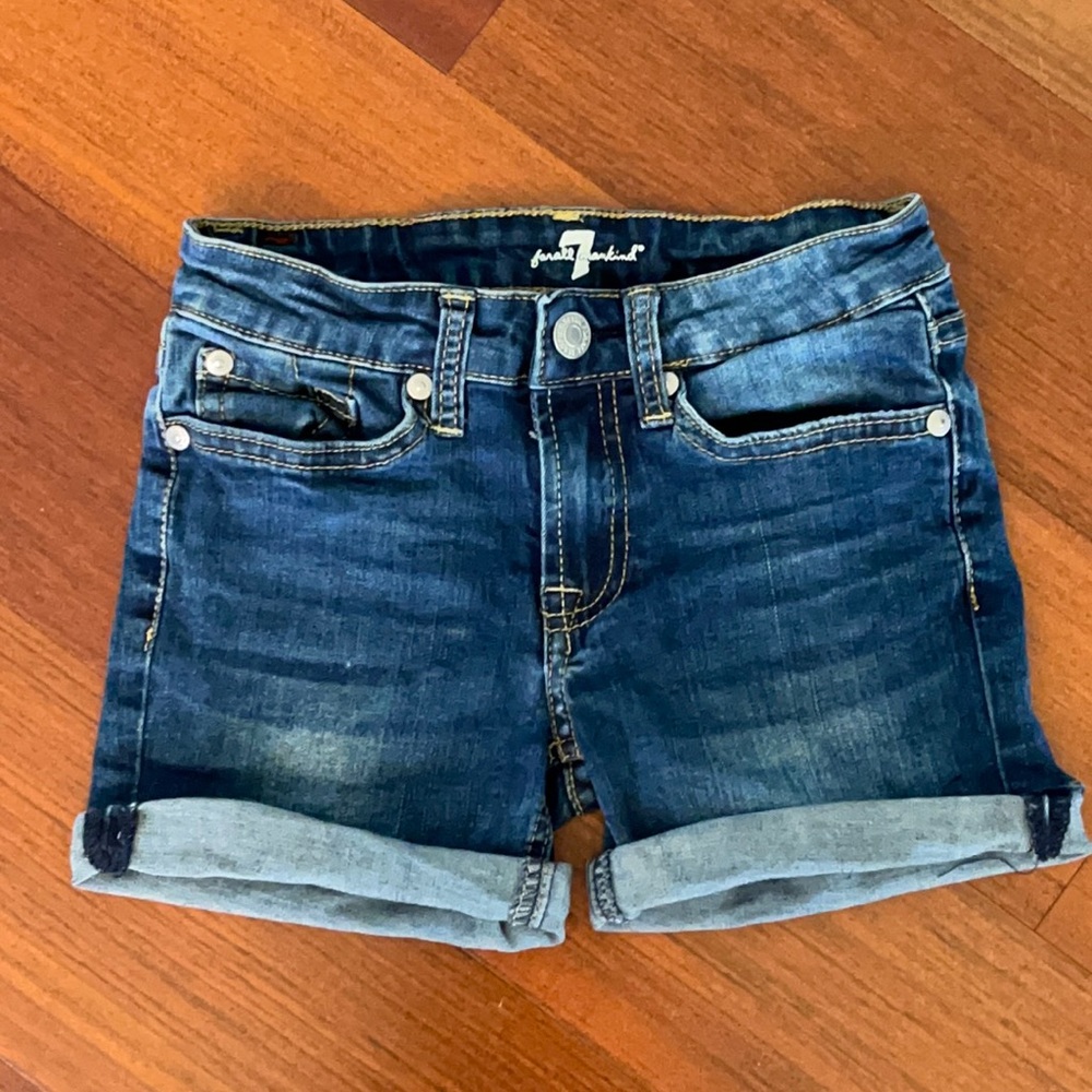 7 For All Mankind: Girls Roll Up Shorts, Size 8